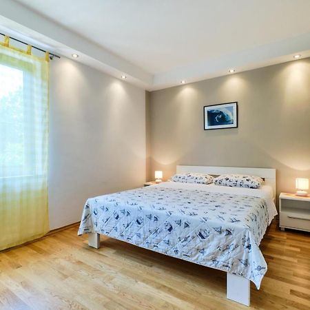 Apartments Ady Mali Lošinj Exteriör bild