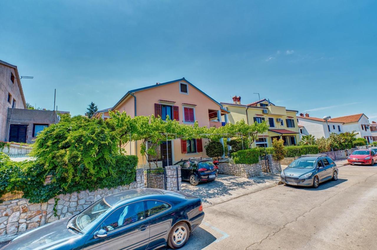 Apartments Ady Mali Lošinj Exteriör bild