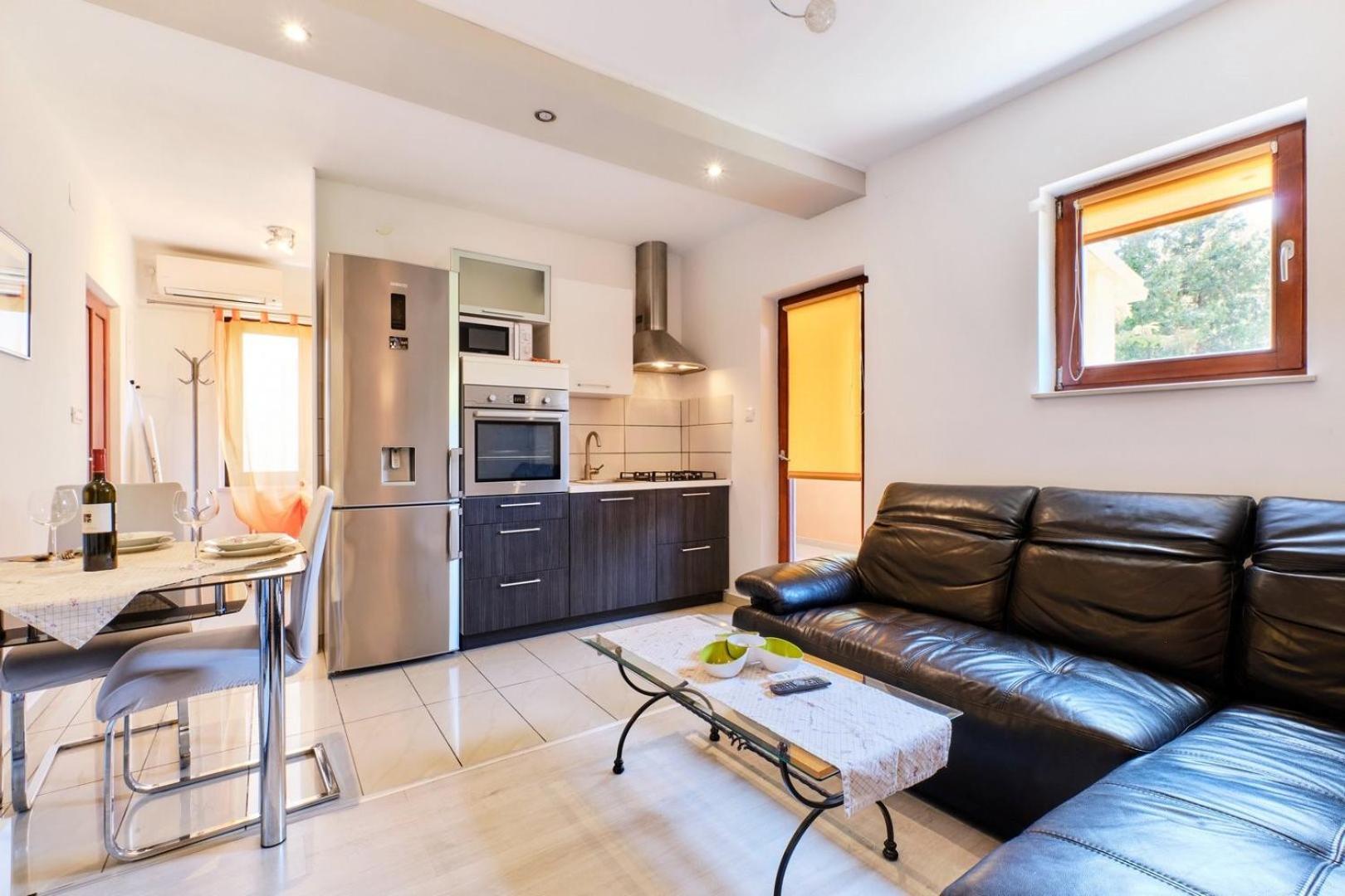 Apartments Ady Mali Lošinj Exteriör bild